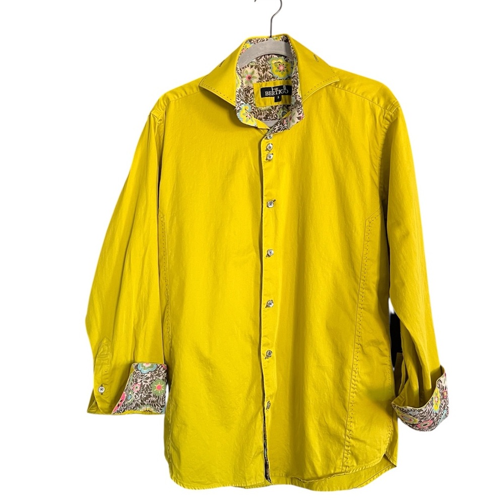 Bertigo Men’s Button Down Green Men’s Medium (Bertigo size 3)